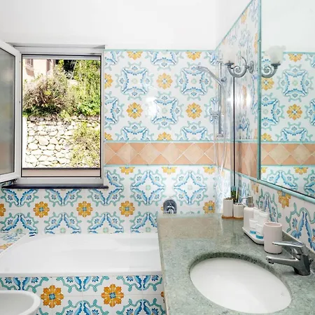 Holiday home Adorabili Vibrazioni Capriane *